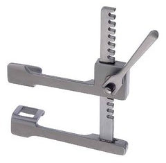 Finochitto Chest Retractor / Spreader Stainless Steel – Neonatal, Infant, Child & Adult
